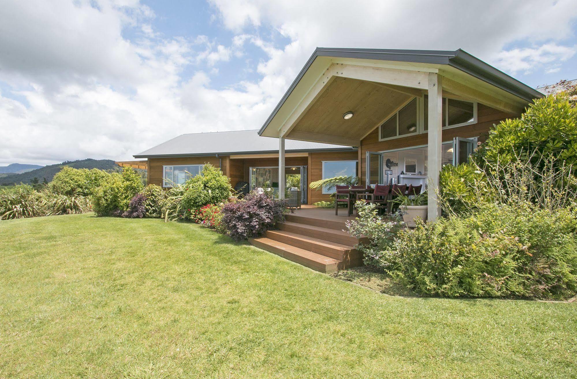 Kaimai Country Lodge Катикати Экстерьер фото