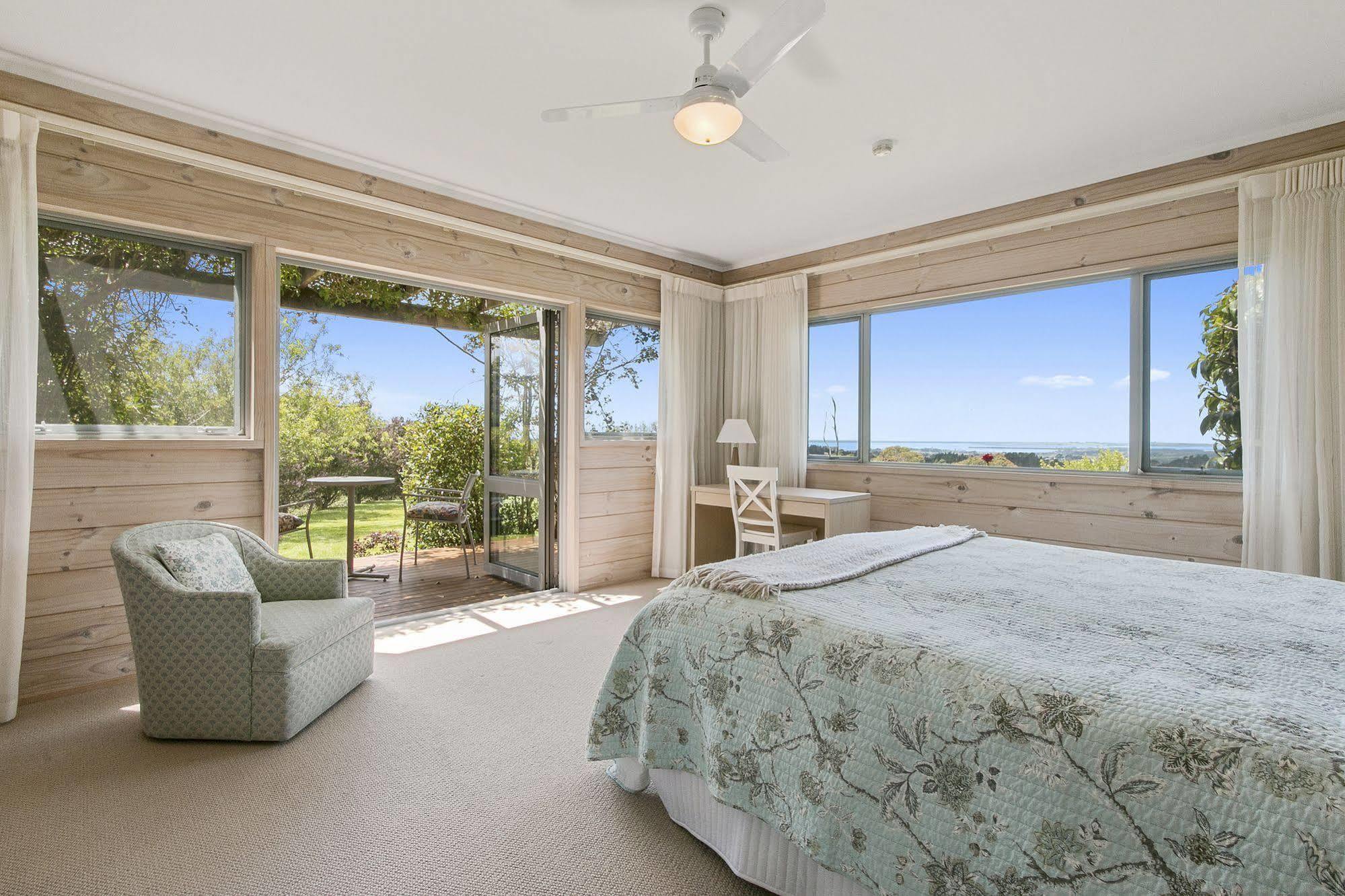 Kaimai Country Lodge Катикати Экстерьер фото