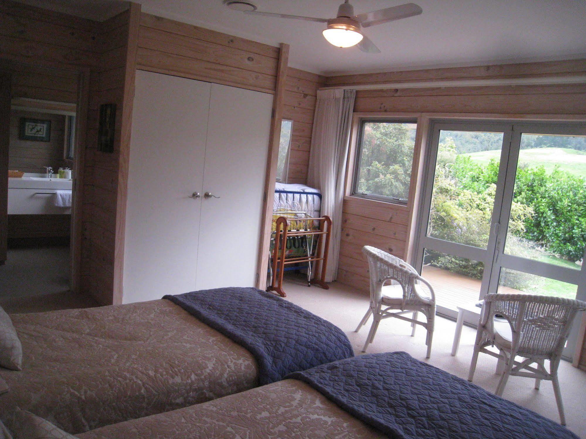 Kaimai Country Lodge Катикати Экстерьер фото